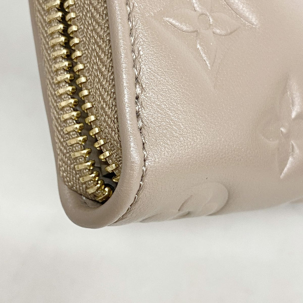 Louis Vuitton Wallet Monogram Embossed Zippy Taupe — view 5