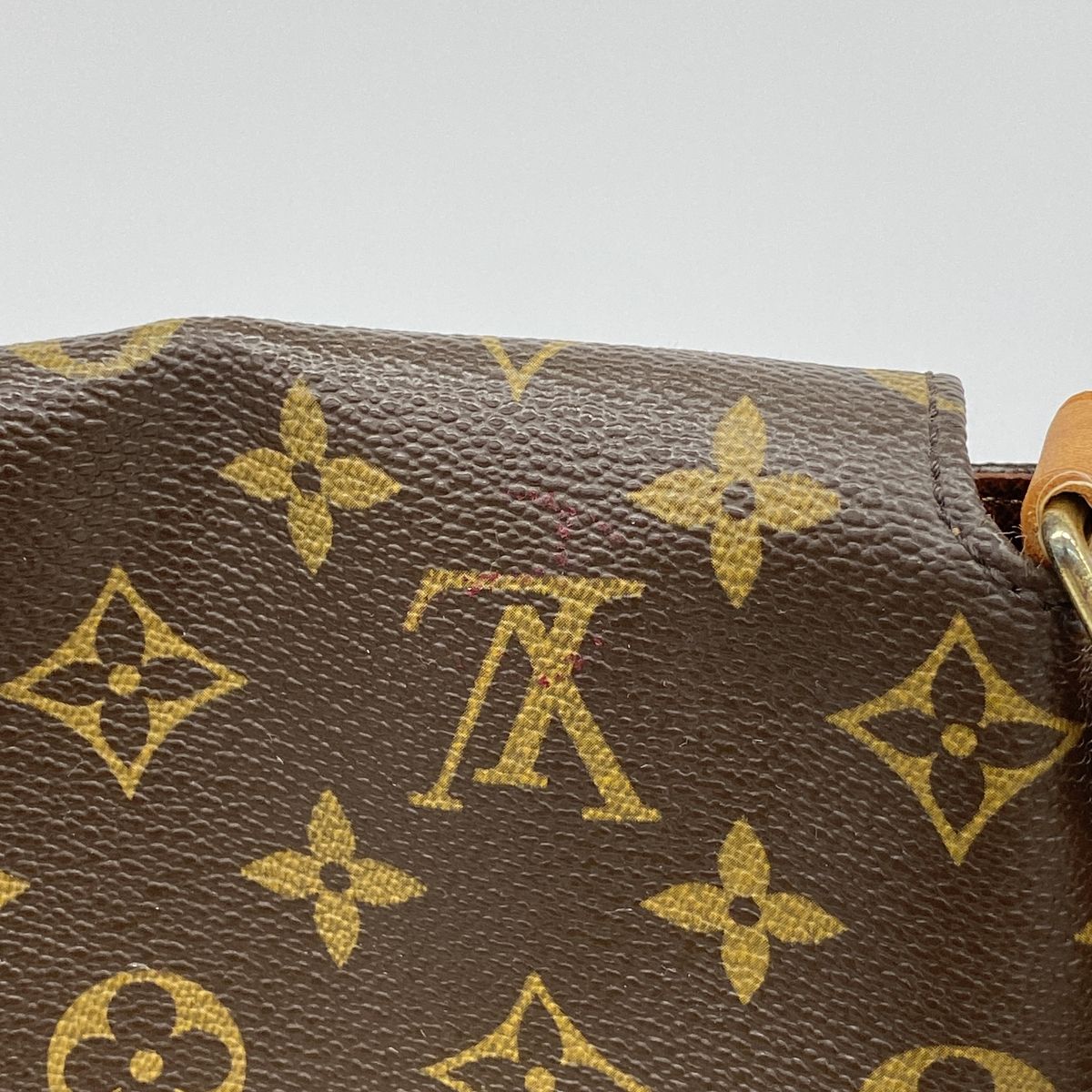 Louis Vuitton Shoulder Bag Monogram Musette Brown — view 8