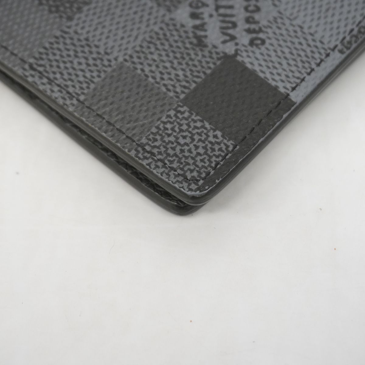 Louis Vuitton Billfold Damoflage Portefeuille Slender Black Wallet — view 6