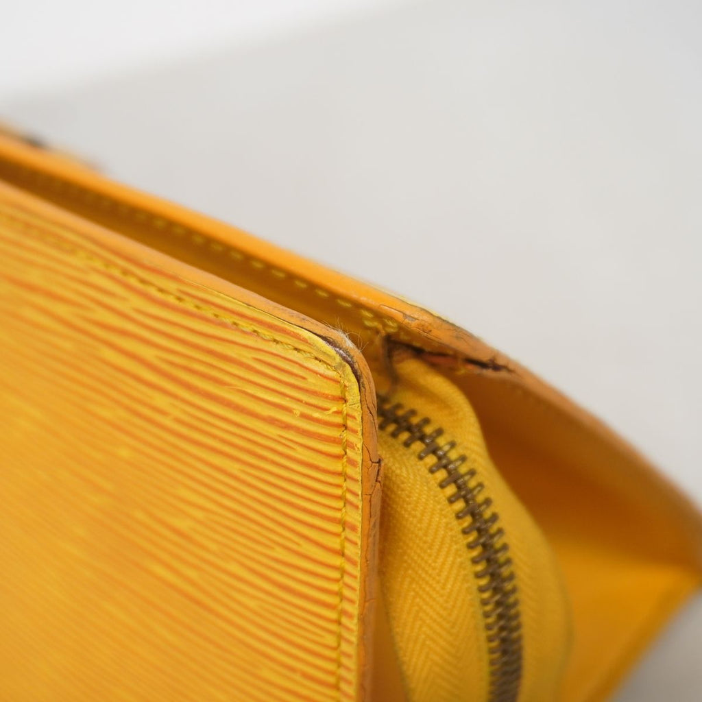 Louis Vuitton Handbag Epi Sac Triangle Jaune — view 8