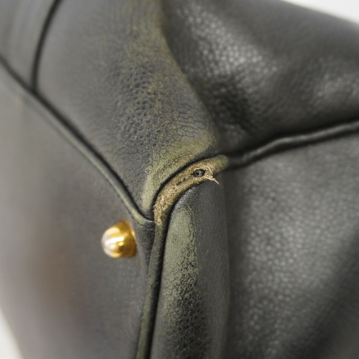 Chanel Boston Bag Caviar Leather Black Gold — view 6