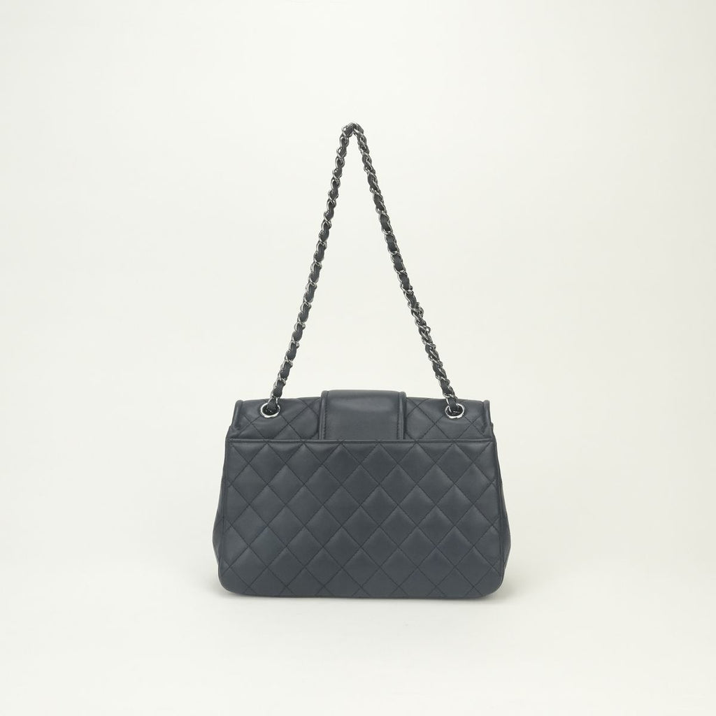Chanel Quilted Shoulder Bag Lambskin Navy Blue Silver Double Chain S Flap CC — view 3
