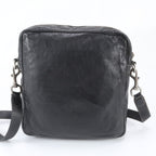 Gucci Crest Leather Shoulder Bag Crossbody Messenger Business Tote — view 3