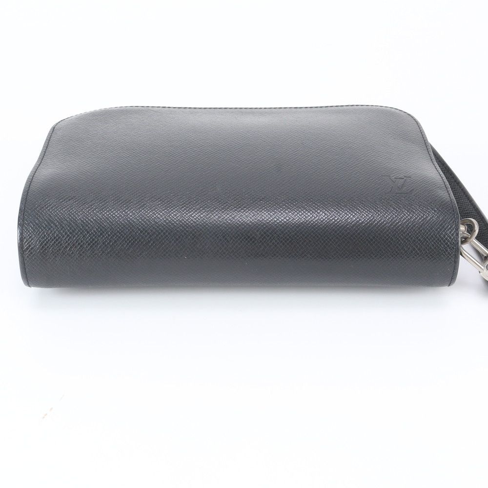 Louis Vuitton Taiga Baikal Leather Clutch Pouch Business — view 6