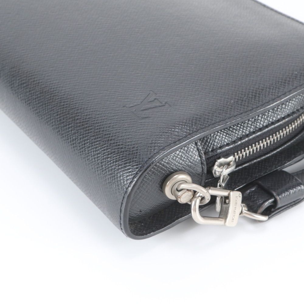 Louis Vuitton Taiga Baikal Leather Clutch Pouch Business — view 5