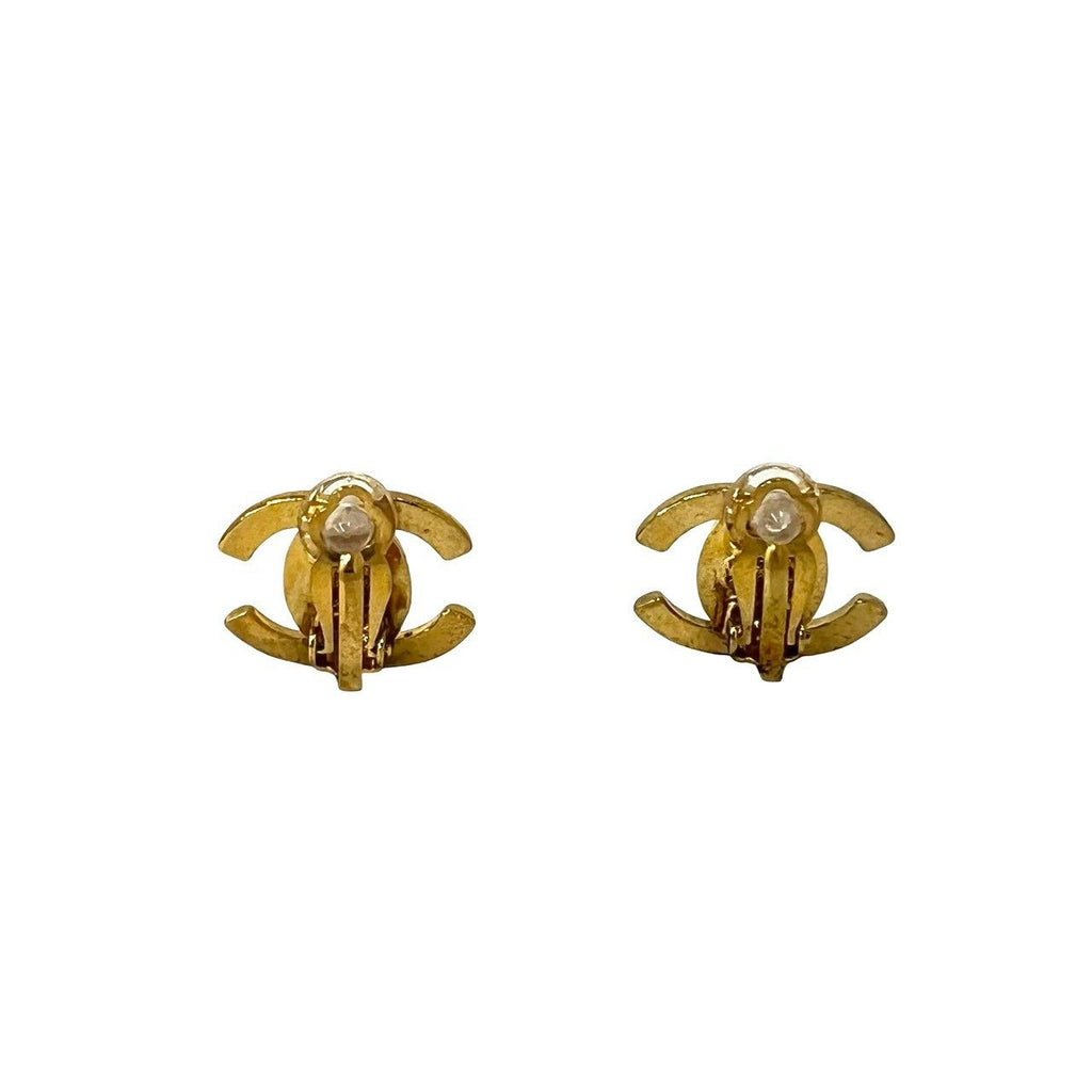 Chanel With Rice 96P Vintage CC Logo Earrings Ear Cuff Gold — view 6