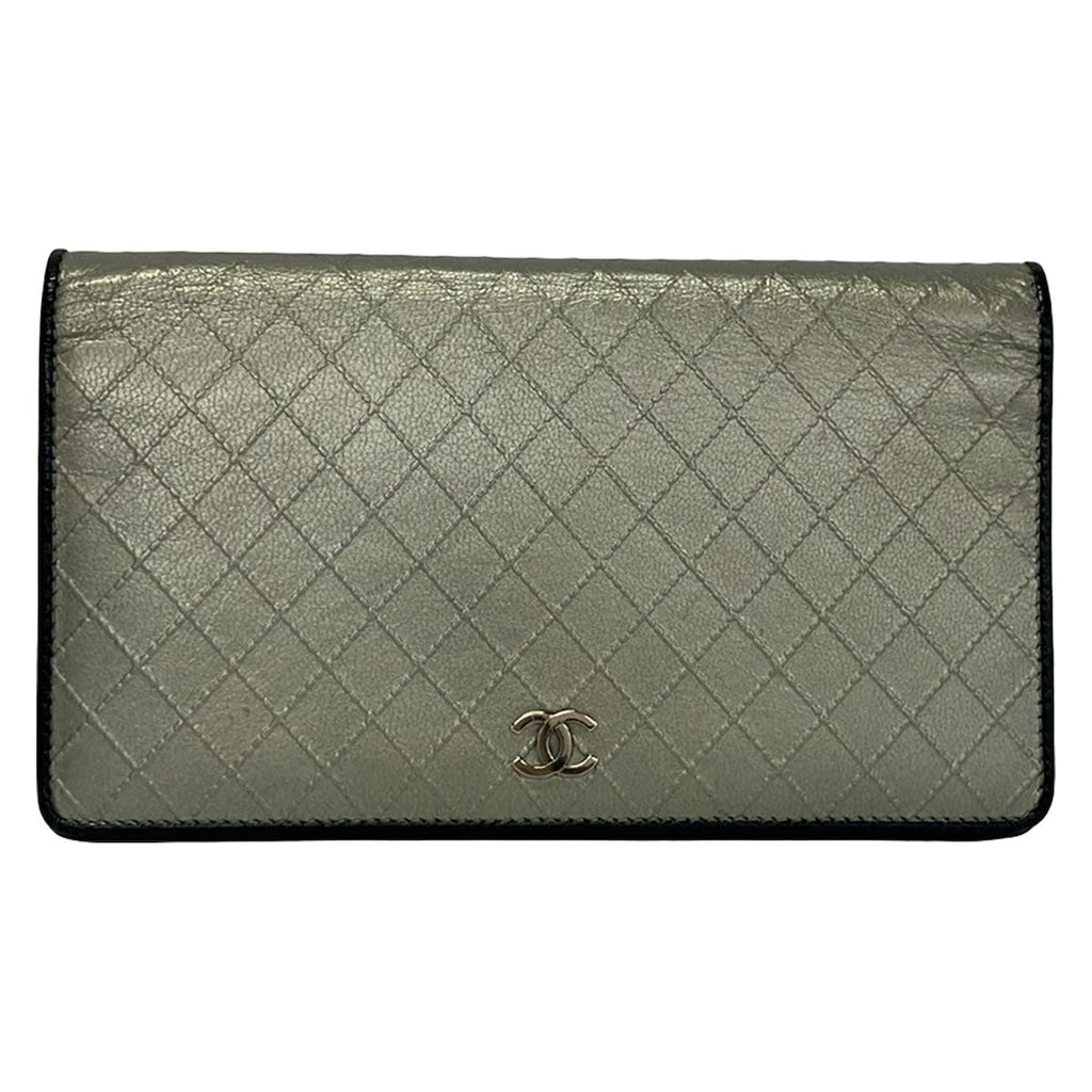 Chanel Wallet Bicolor Silver Leather