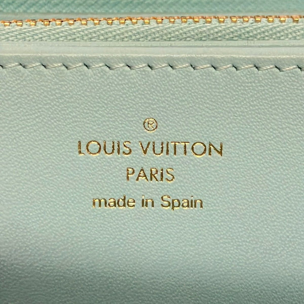 Louis Vuitton Wallet Mahina Zippy Mineral Blue Leather Cowhide — view 5
