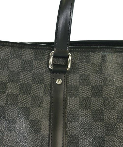 Louis Vuitton Damier Graphite Tadao Shoulder Bag — view 8