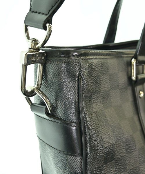 Louis Vuitton Damier Graphite Tadao Shoulder Bag — view 7