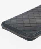 Bottega Veneta Intrecciato Round Zip Wallet Coin Purse — view 6