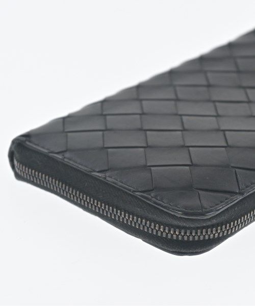 Bottega Veneta Intrecciato Round Zip Wallet Coin Purse — view 6