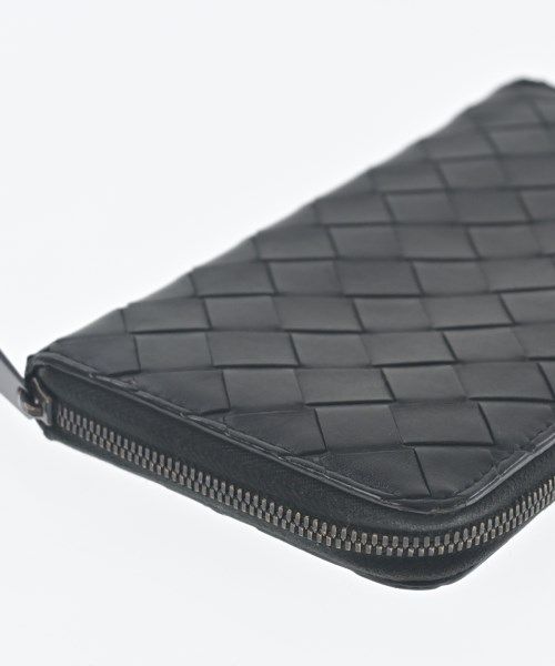 Bottega Veneta Intrecciato Round Zip Wallet Coin Purse — view 8