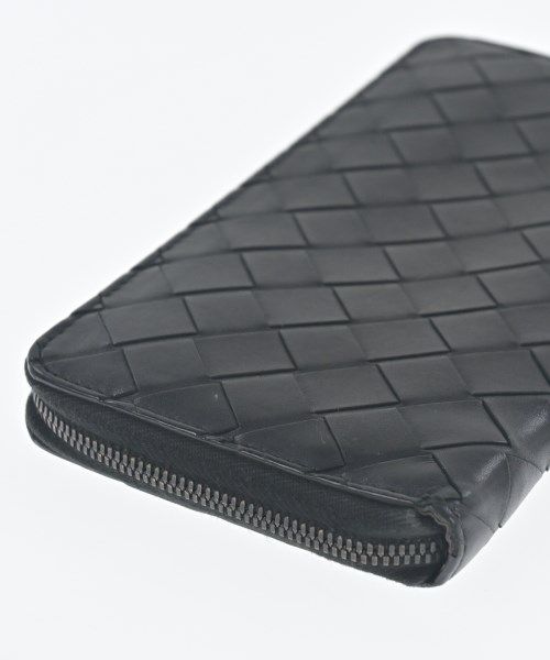 Bottega Veneta Intrecciato Round Zip Wallet Coin Purse — view 7