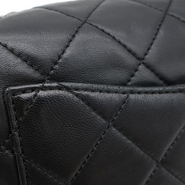 Chanel Shoulder Bag Quilted 20 Chain Lambskin Black Gold CC Logo — view 8