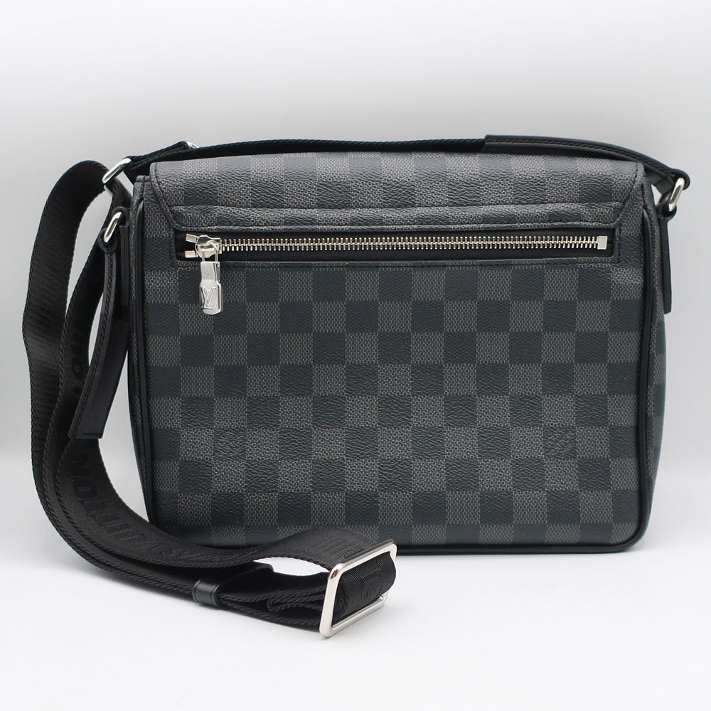 Louis Vuitton District PM Black Damier Graphite Canvas Silver — view 2