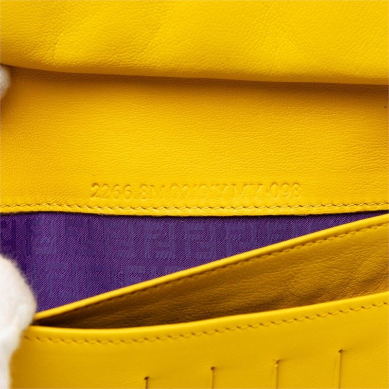 Fendi Wallet Yellow Leather with Matelasse Chain — view 7