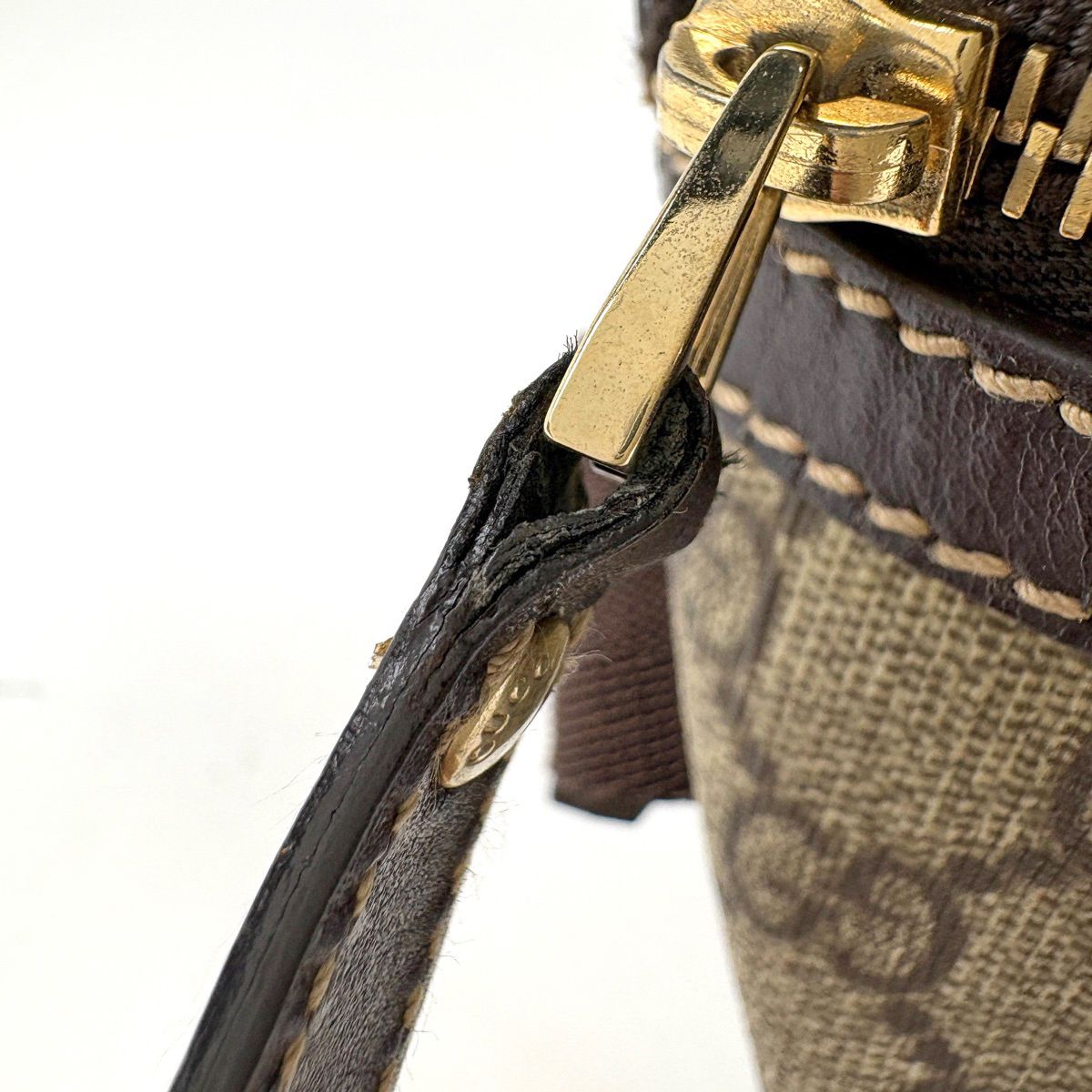 Gucci Belt Bag GG Pattern Supreme Beige Brown — view 5