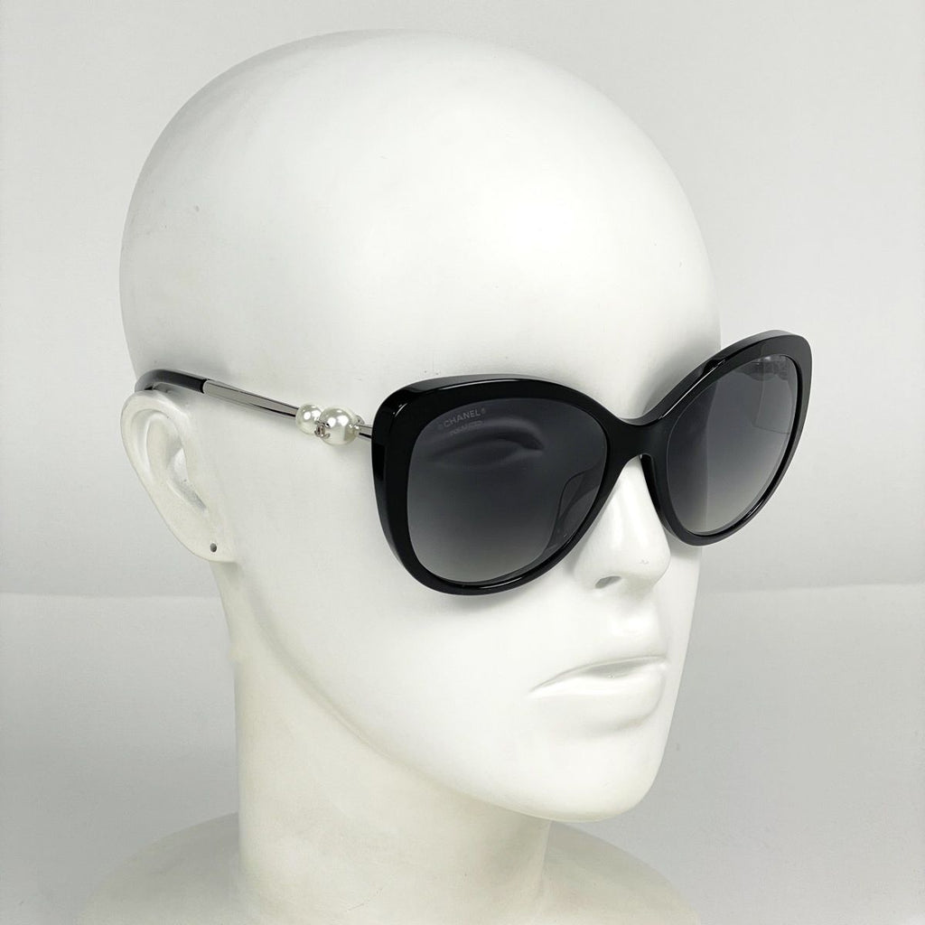 Chanel Sunglasses CC Logo Eyewear Gradient Acetate Faux Pearl Black — view 5