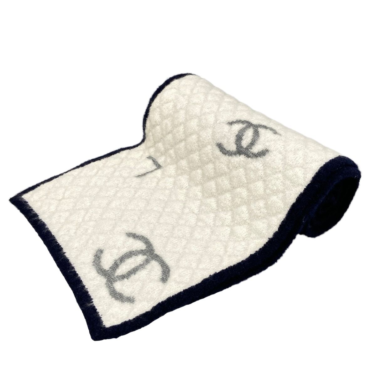 Chanel Scarf Ivory Gray Navy Reversible CC Logo Quilted Bicolor Wool Silk