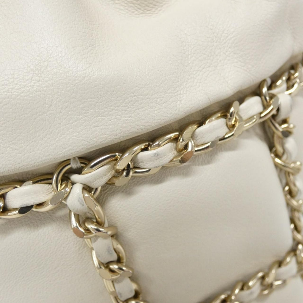 Chanel Shoulder Bag Ivory — view 4