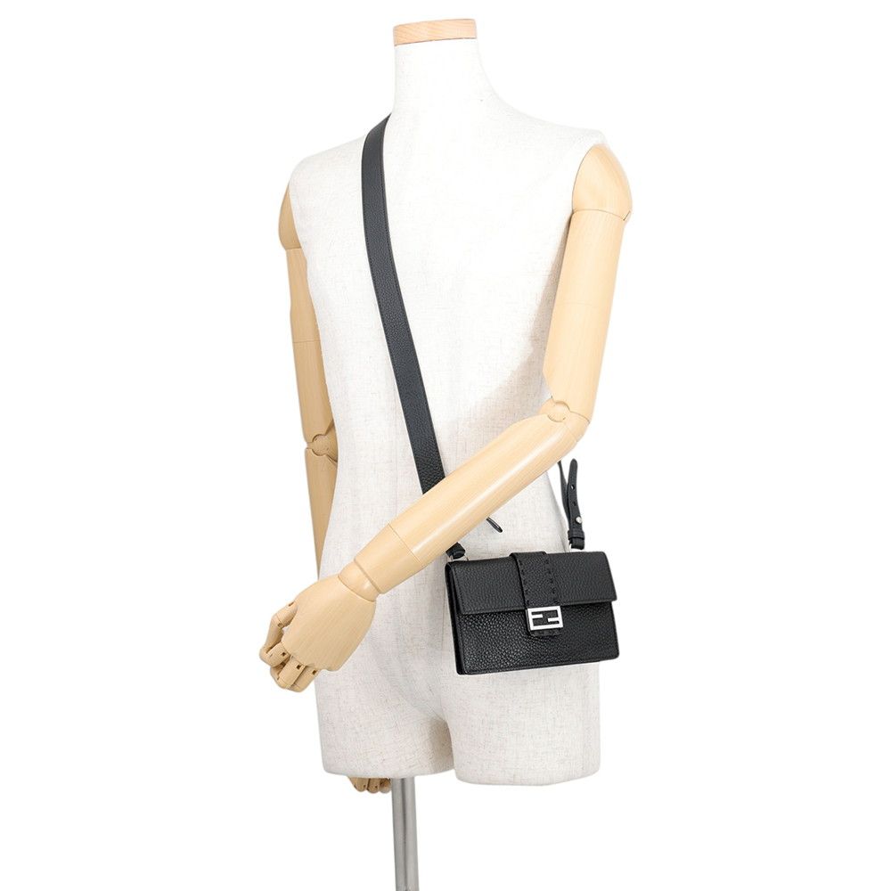 Fendi Shoulder Bag Selleria Baguette Slim Clutch Pouch Black — view 4