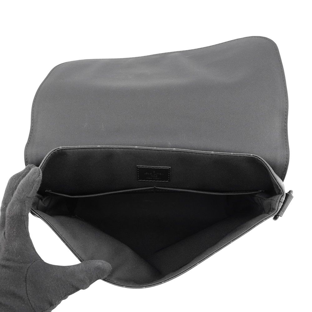 Louis Vuitton Shoulder Bag Monogram Eclipse Saumur Messenger Black — view 5