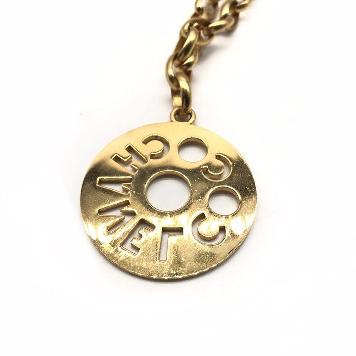 Chanel Round Logo Plate Necklace Chain Belt Gold Vintage — view 3