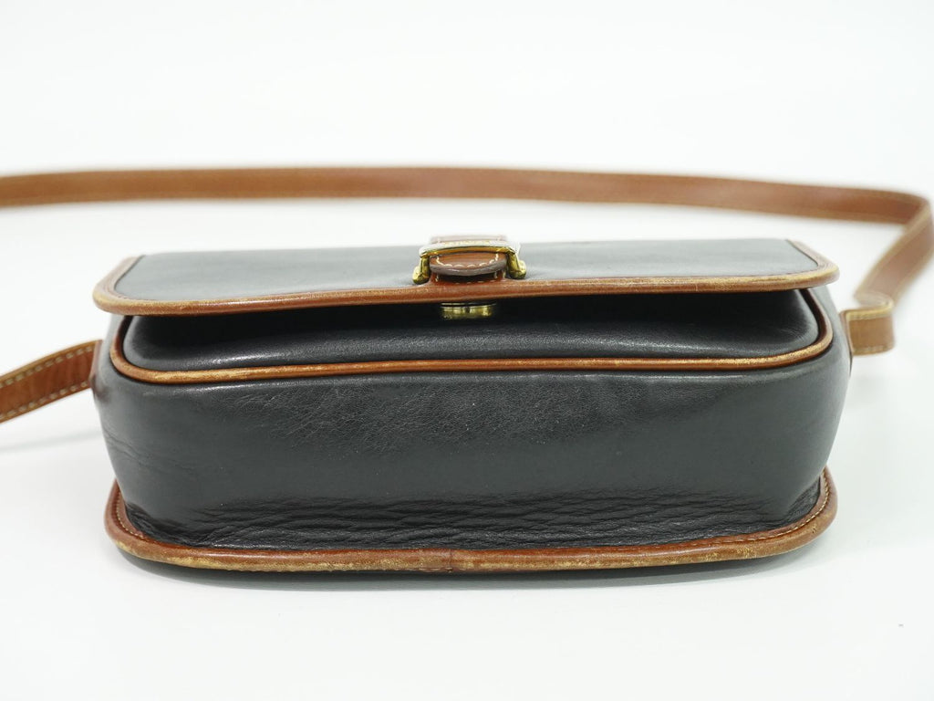 Celine Leather Shoulder Bag Pochette Black — view 3