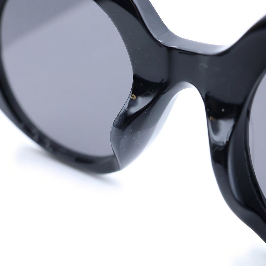 Loewe Anagram Oval Sunglasses Black Eyewear — view 5
