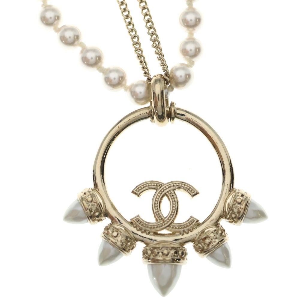 Chanel CC Logo Circle Pearl Necklace Metal Gold Faux Rhinestone with Bean Box — view 3