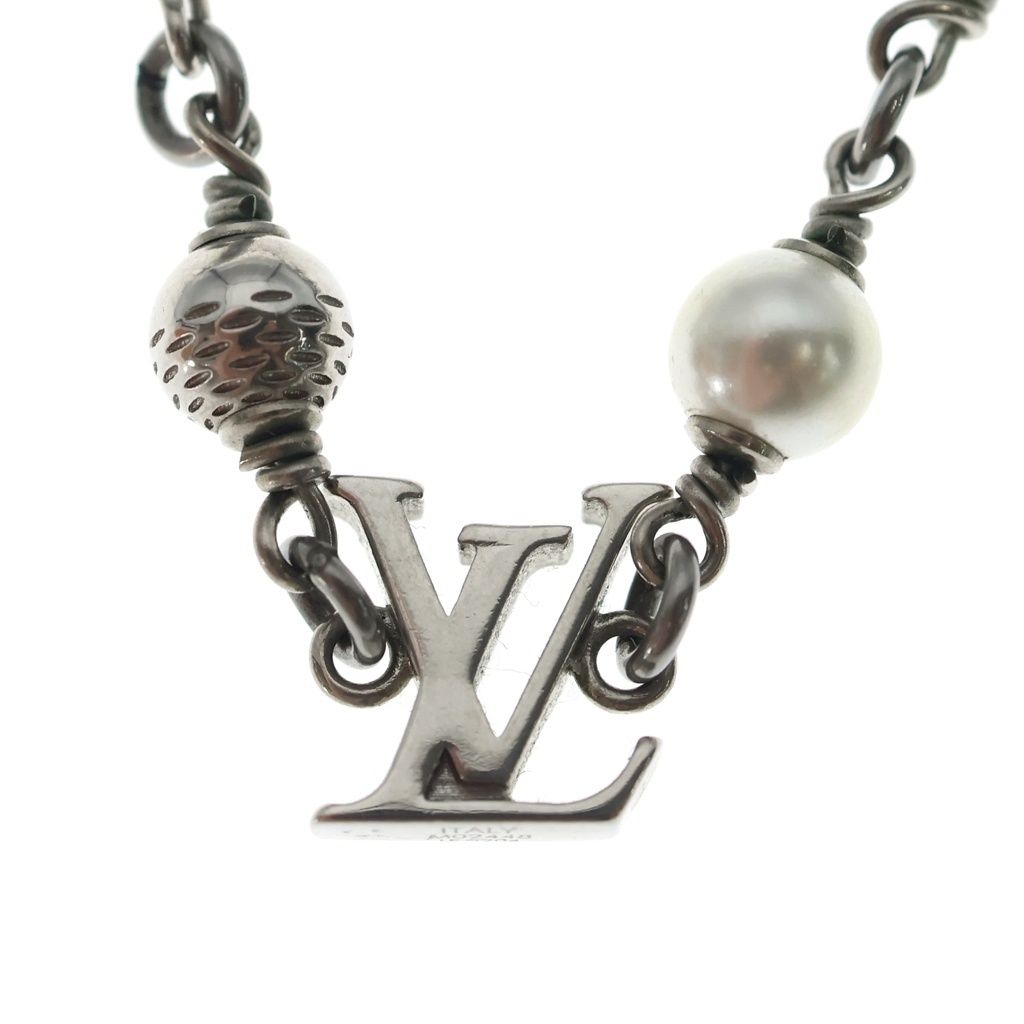 Louis Vuitton LV Pearl Monogram Chain Necklace Silver — view 3