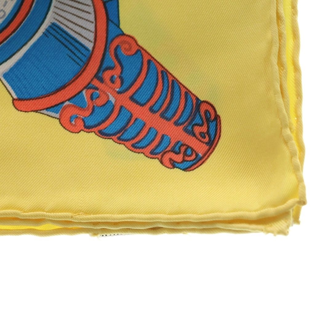 Hermes Carre 90 Etendards Et Bannieres and Geometric Flag and Military Pattern — view 3