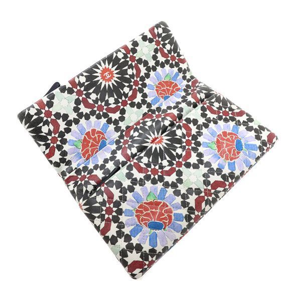 Chanel Quilted Clutch Multicolor — view 8