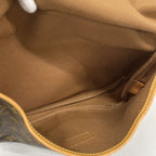 Louis Vuitton Shoulder Bag Monogram Saumur 30 Brown — view 4