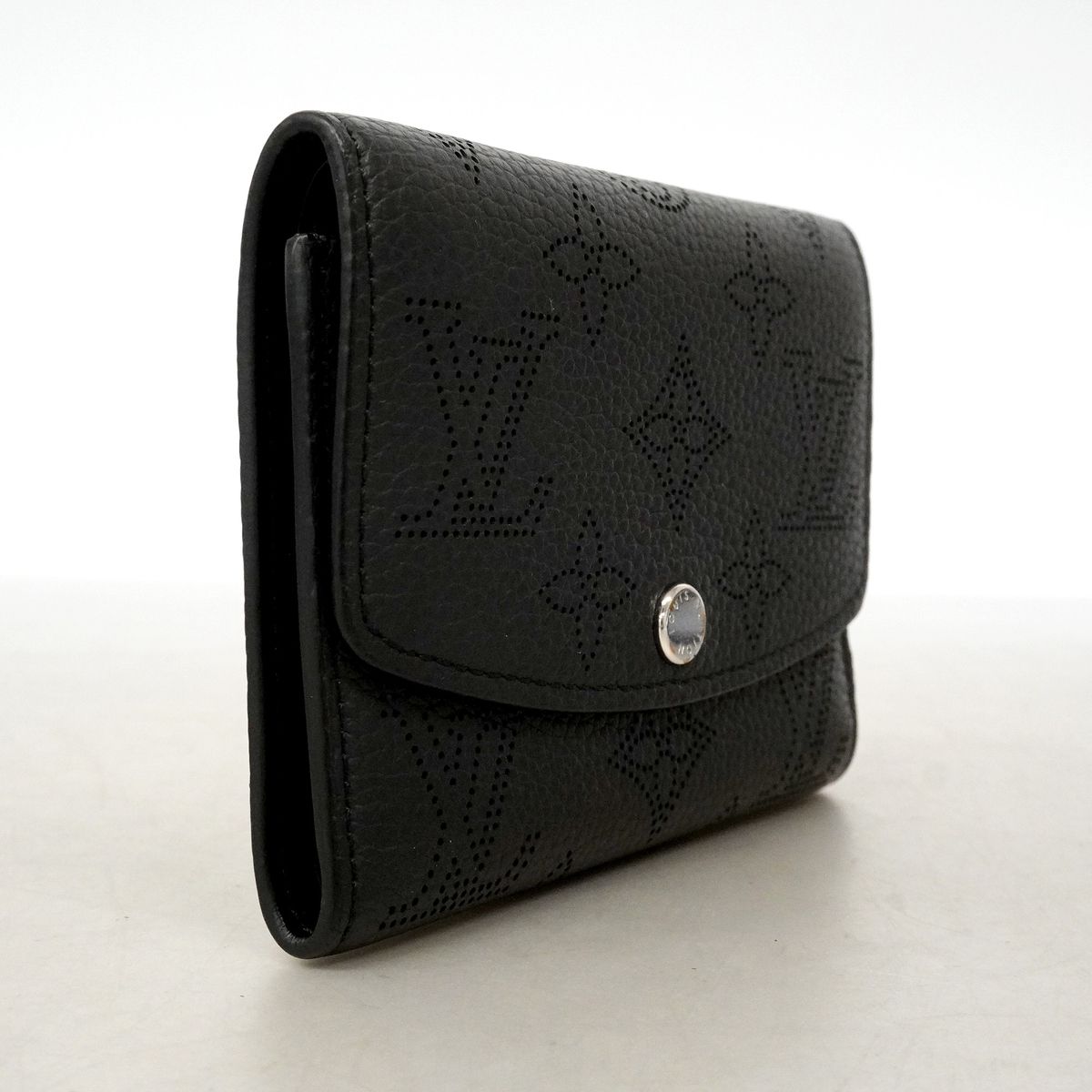 Louis Vuitton Trifold Wallet Mahina Portefeuille Victorine Noir — view 2
