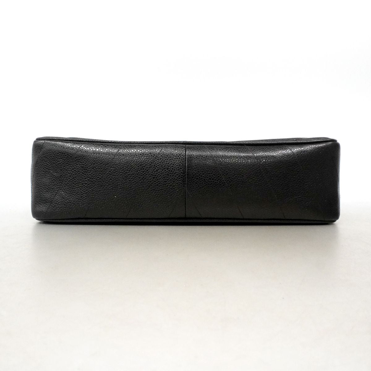 Chanel Shoulder Bag V-stitch Caviar Leather Black Gold — view 3