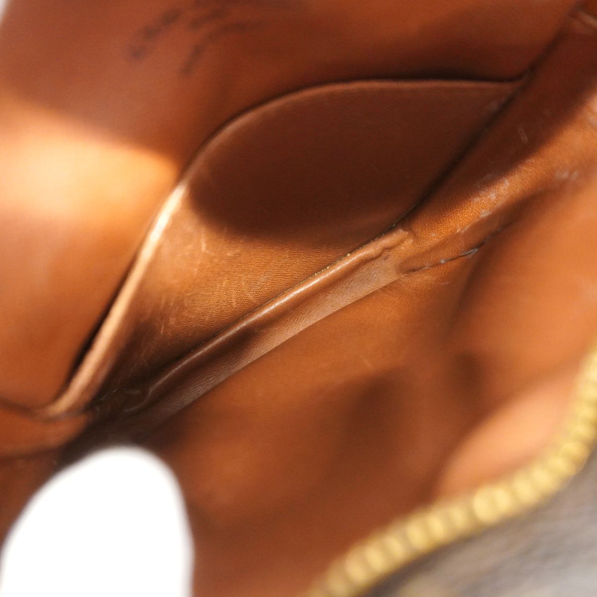 Louis Vuitton Shoulder Bag Monogram Danube Brown — view 4