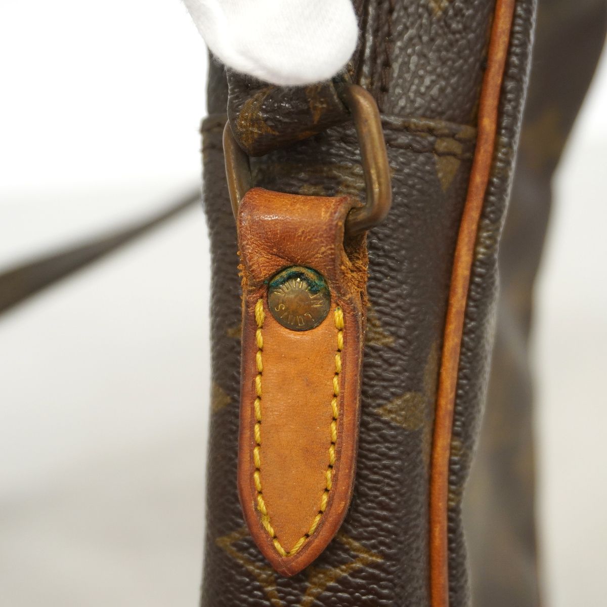 Louis Vuitton Shoulder Bag Monogram Danube Brown — view 8