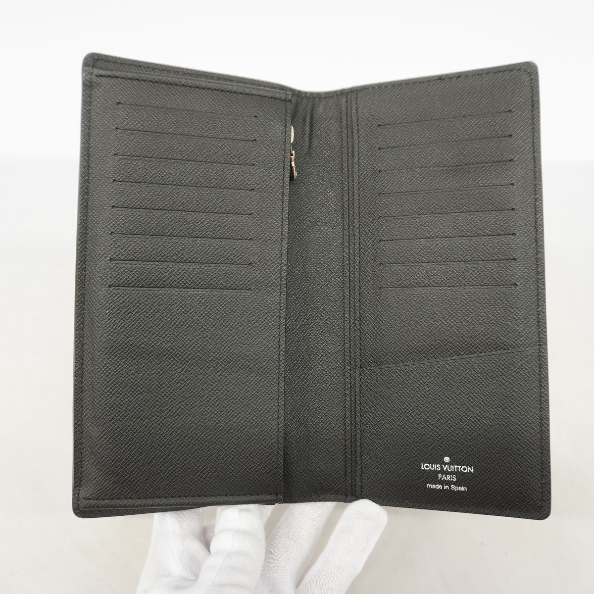 Louis Vuitton Wallet Epi Portefeuille Brazza Noir — view 4