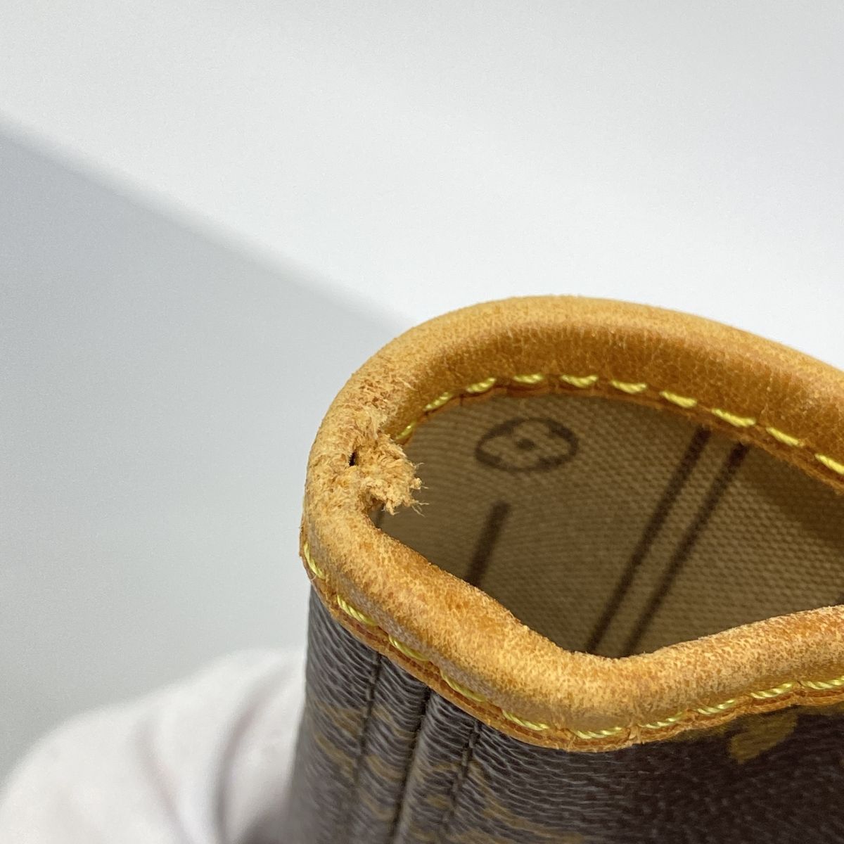 Louis Vuitton Tote Bag Monogram Neverfull MM Brown — view 7