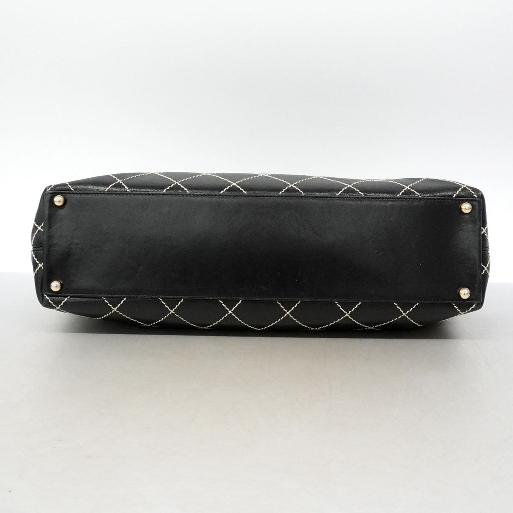 Chanel Tote Bag Wild Stitch Leather Black Gold — view 3