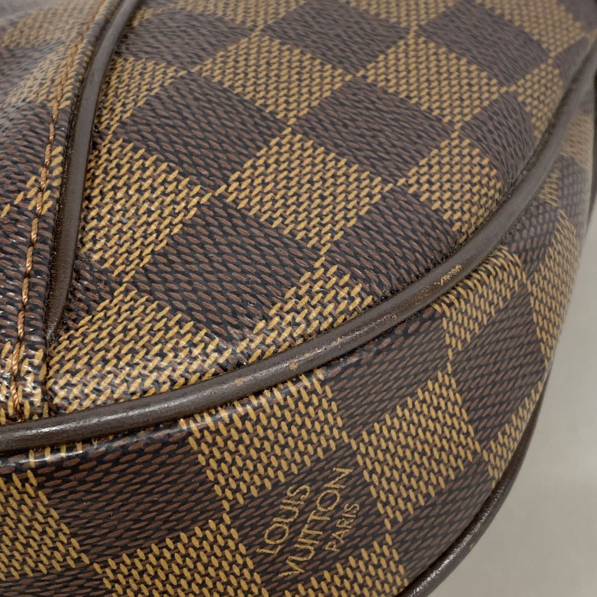 Louis Vuitton Shoulder Bag Damier Thames PM Ebene — view 6