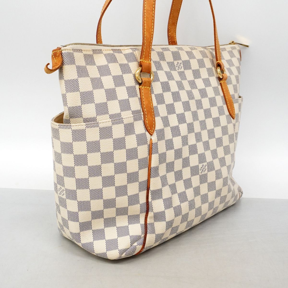 Louis Vuitton Tote Bag Damier Azur Totally MM White — view 2