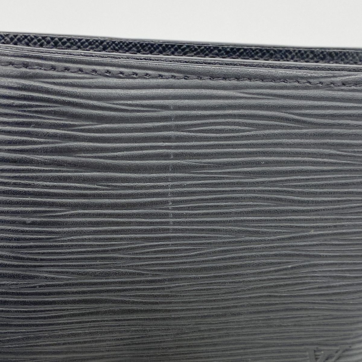 Louis Vuitton Wallet Epi Portefeuille Marco NM Noir — view 8
