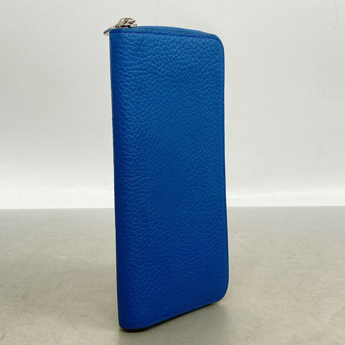 Louis Vuitton Wallet Taurillon Zippy Vertical Blue — view 2