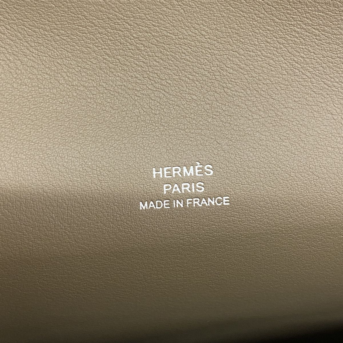 Hermes Shoulder Bag Nappe-to-Go Grizzly Etoupe Silver — view 5