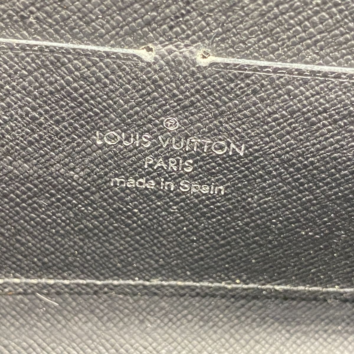 Louis Vuitton Wallet Epi Zippy Noir — view 4