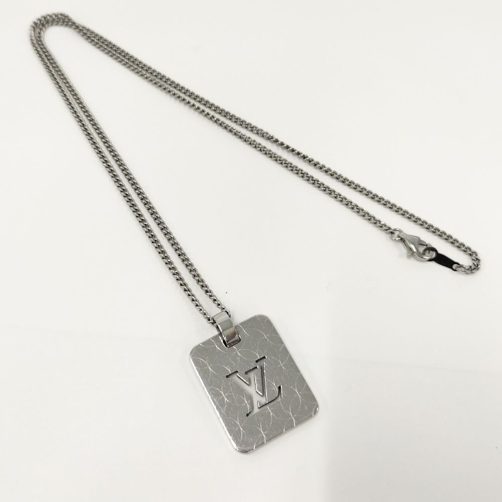 Louis Vuitton Pendentif Champs Elysees PM Necklace Metal Silver — view 3