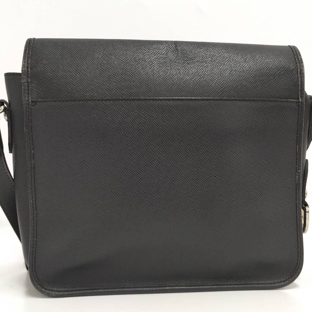 Louis Vuitton Andrei Taiga Shoulder Bag — view 2